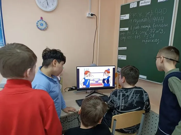 Ученики 5 классов прошли Урок цифры