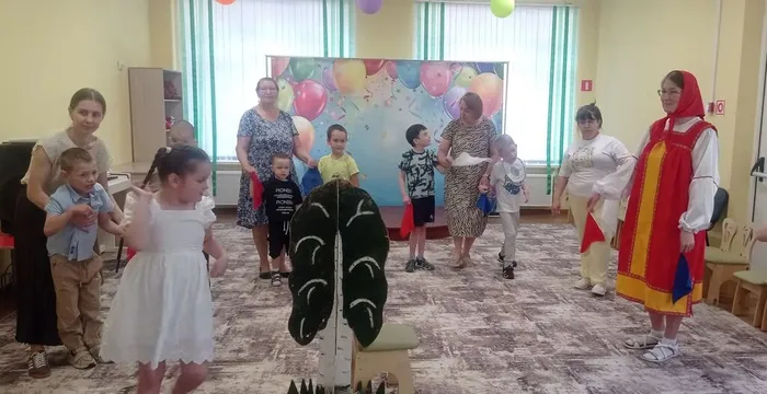 Хоровод вокруг русской берёзки
