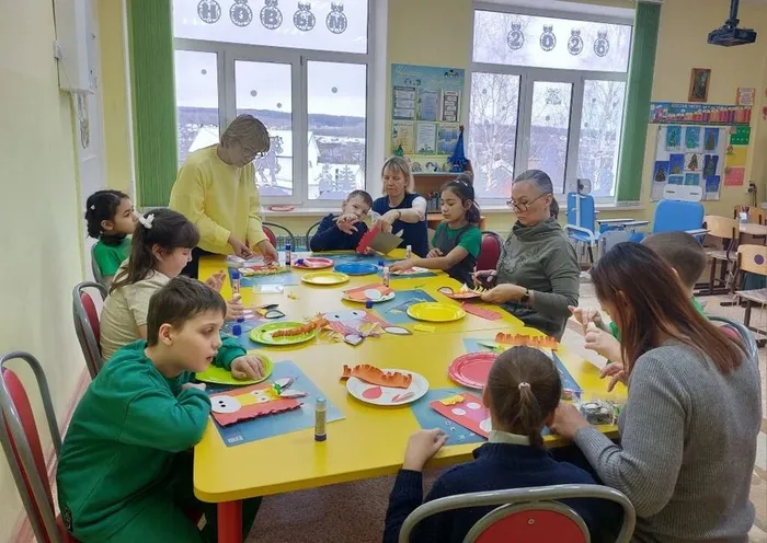 Творческий процесс создания лошадок- символов года-2026