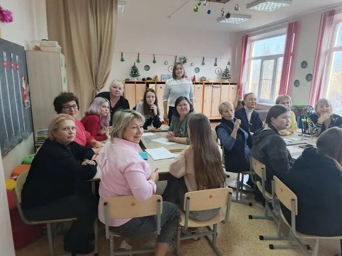 пеагоги обсуждают вопрос