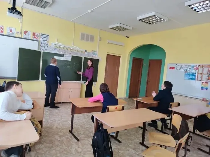Ученики узнают как отличить фейк от правды