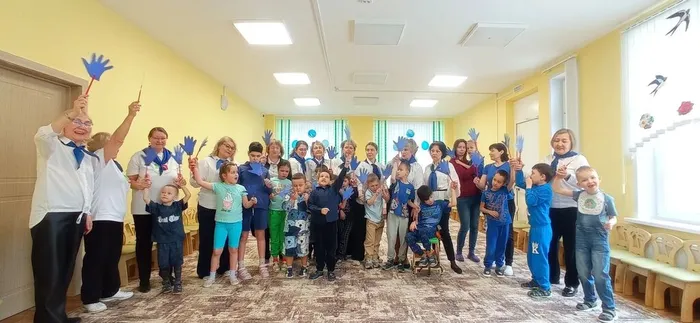 Флешмоб Зажги синим