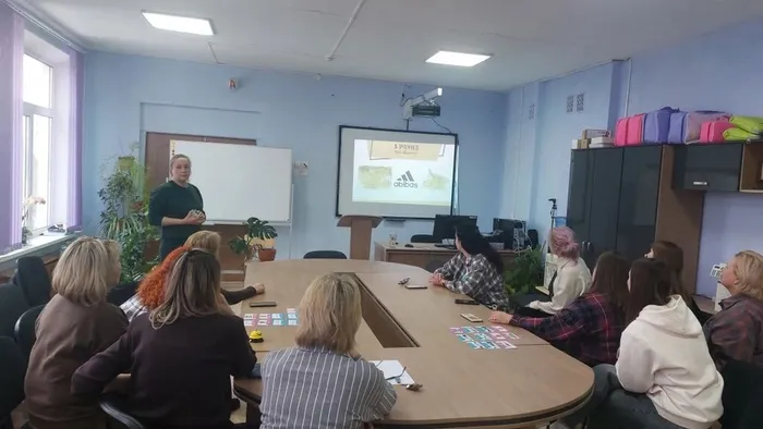 педагоги во время игры