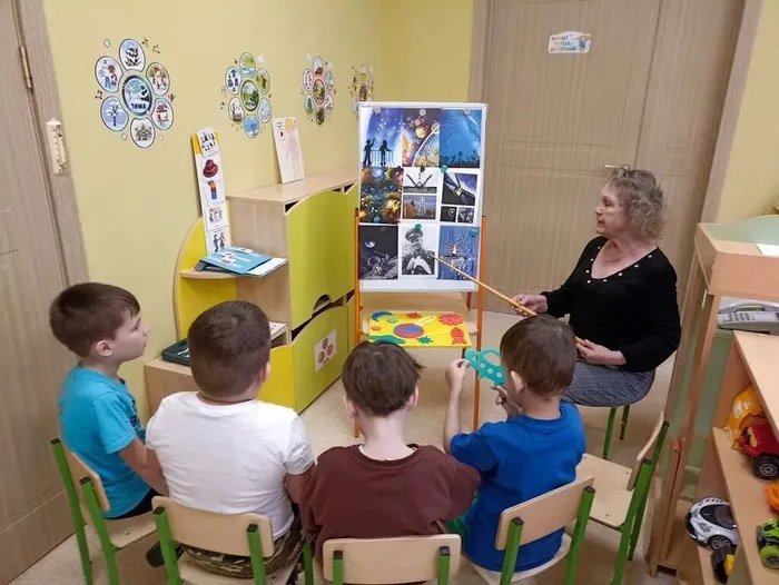 Ребята из группы Сказка изучают космос